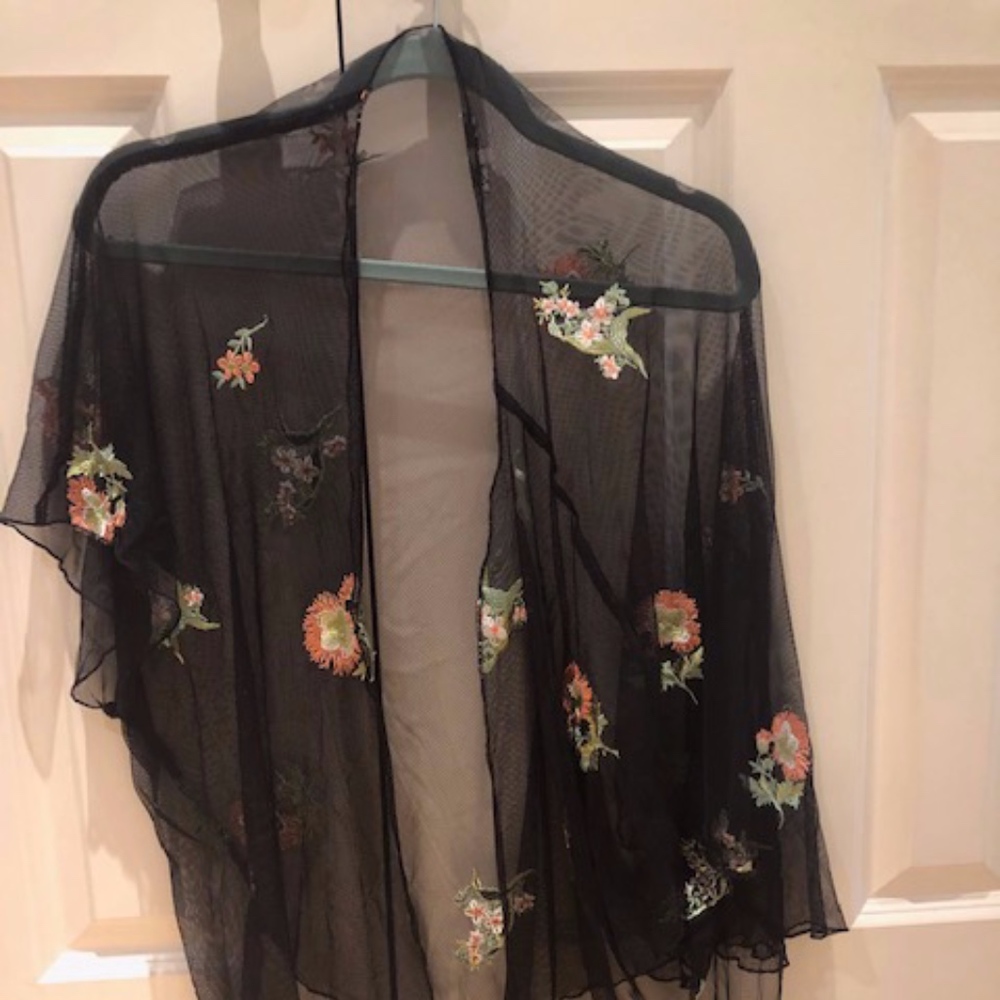 Embroidered mesh kimono